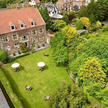 Ruswarp Hall - (adults Only)