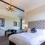 Ruswarp Hall - (adults Only) ゲストハウス