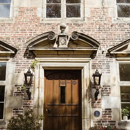 Ruswarp Hall - (adults Only) Guest house 4*