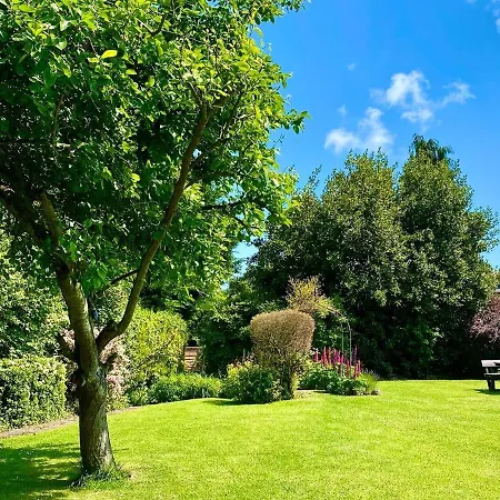 Ruswarp Hall - (adults Only) 3*