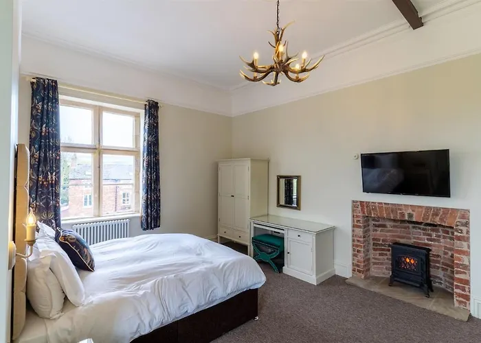 Ruswarp Hall - (adults Only) Guest house Whitby