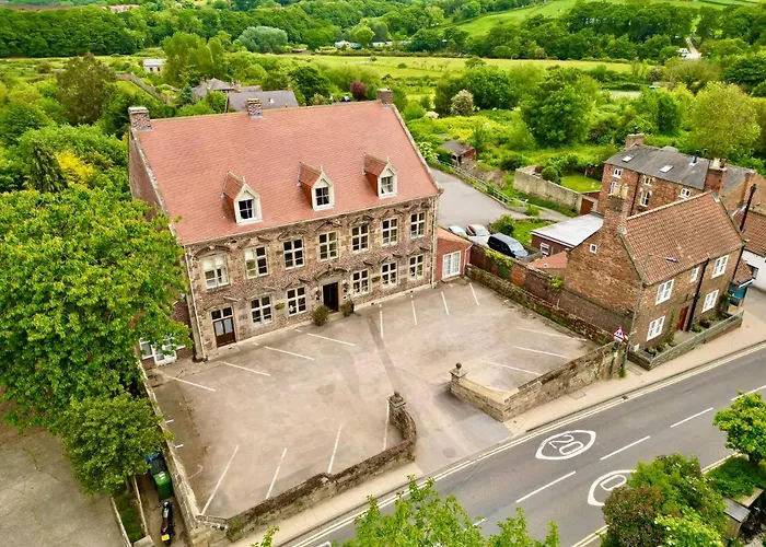 Guest house Ruswarp Hall - (adults Only)